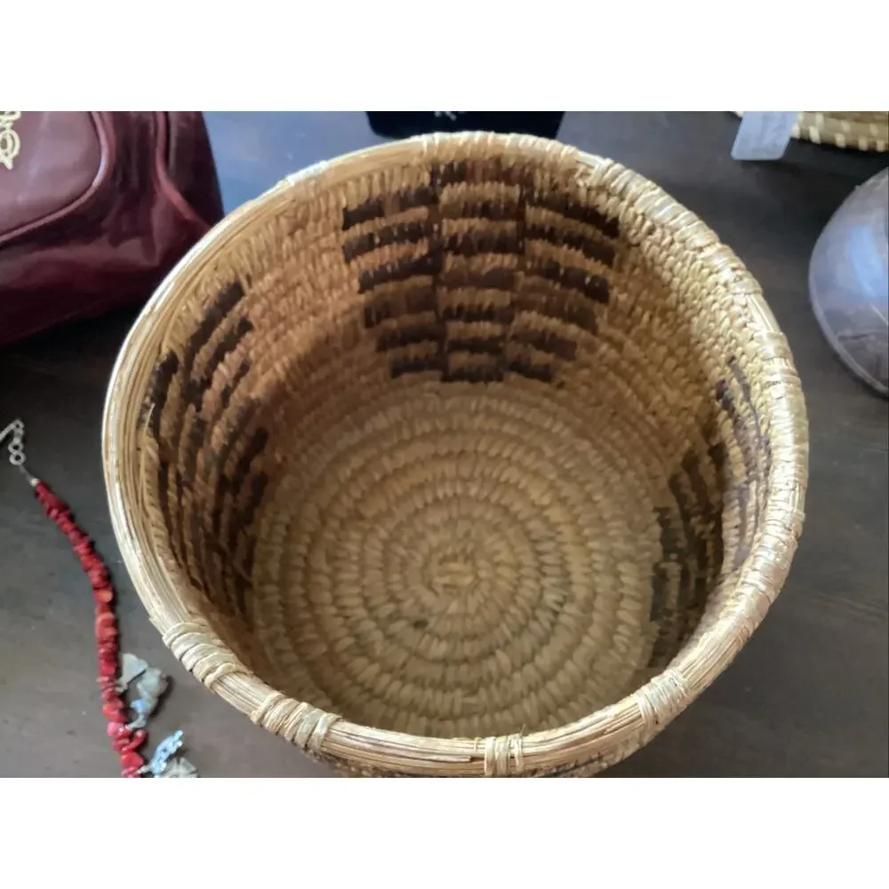 OLD NATIVE AMERICAN Tohono O'odham Papago PIMA Cylindrical Basket 6.5 T 7.5 W